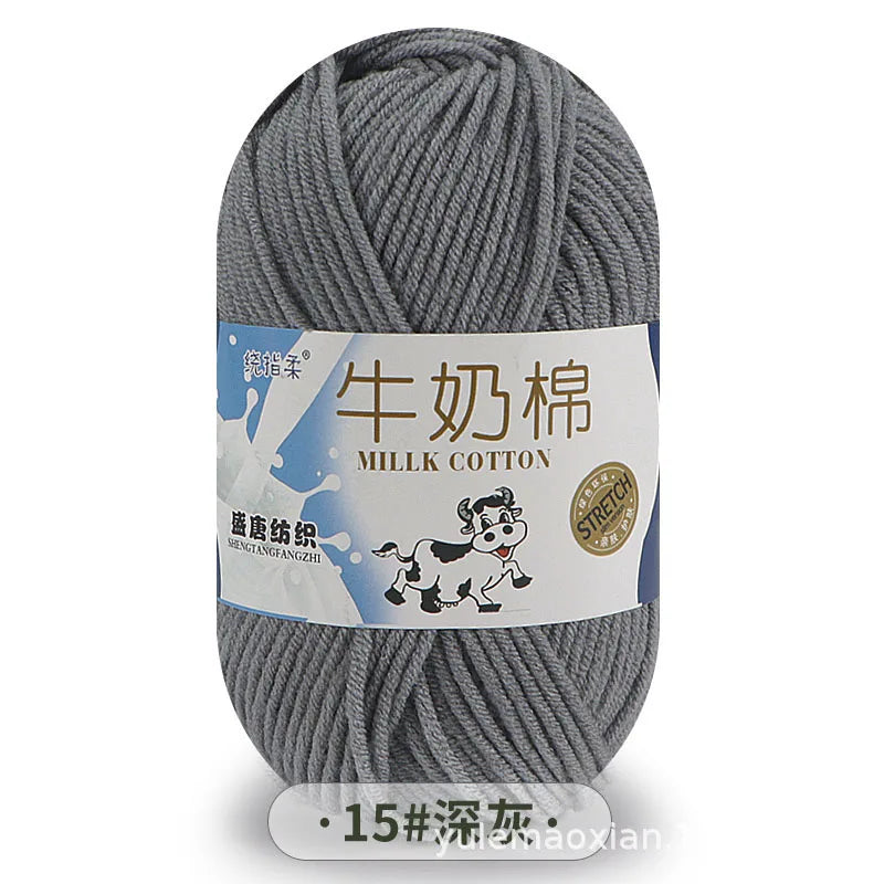 Gray milk cotton yarn skein with a label indicating 15# thickness.