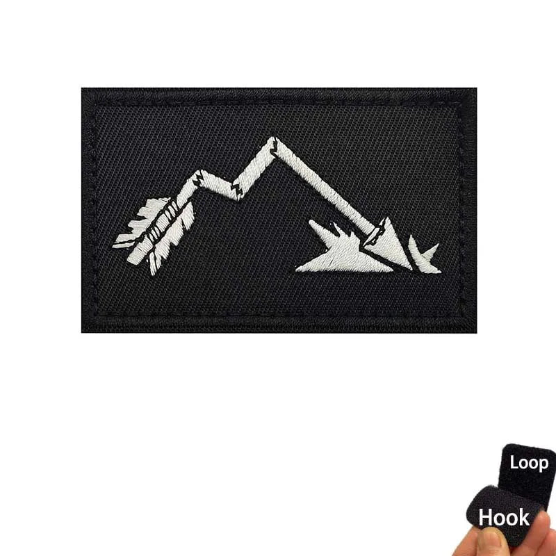 Blackbeard skull pirate flag embroidered patch with hook and loop backing