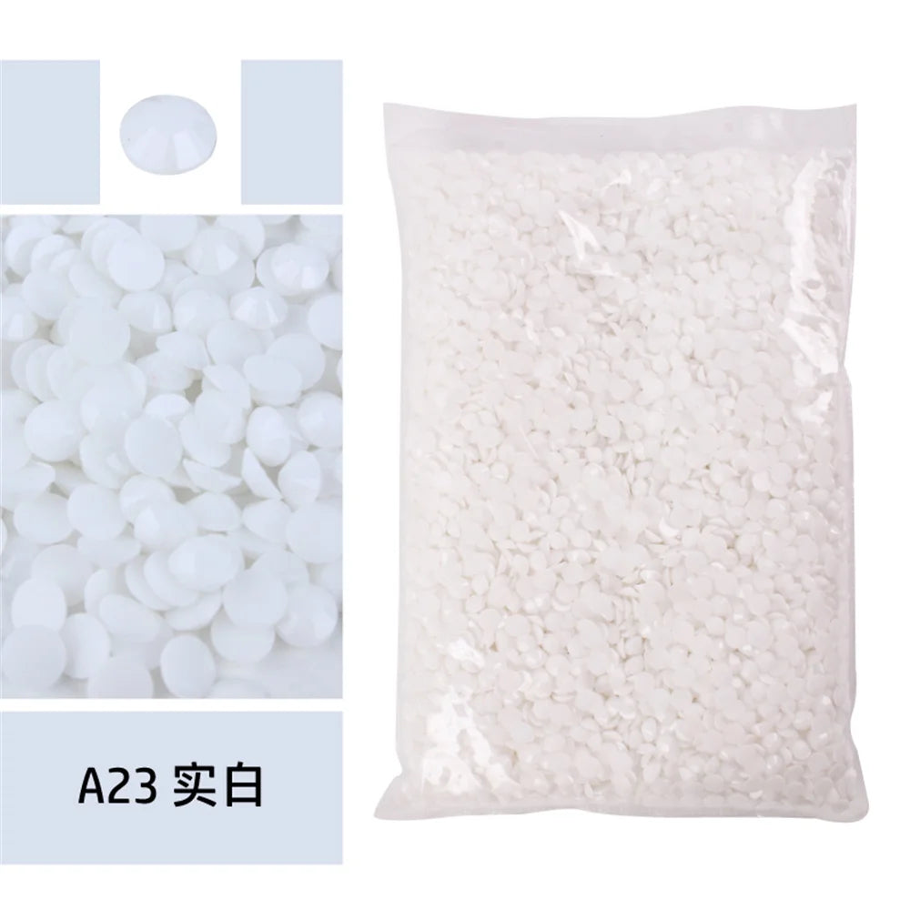 Bag of white resin rhinestones for decoration kit