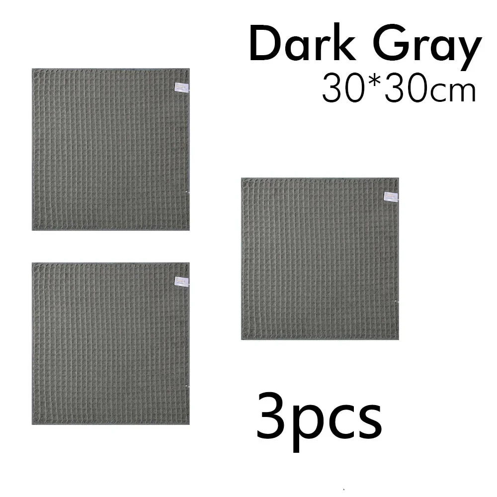 Three dark gray 30x30cm lint-free microfiber cleaning towels.