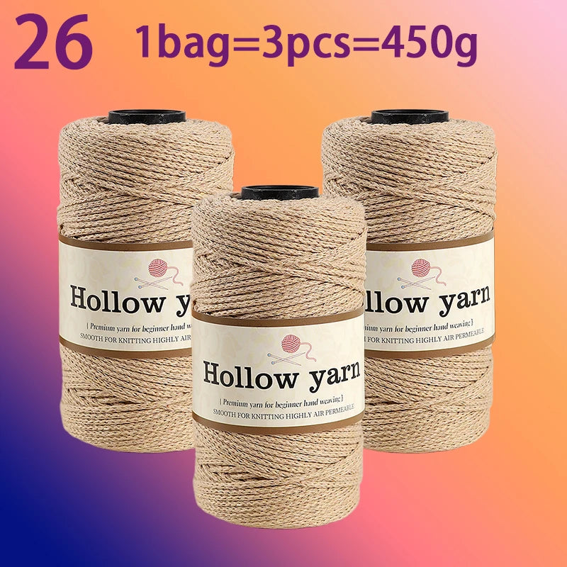 Three spools of hollow yarn are shown with a quantity indicator for knitting and crochet projects.
