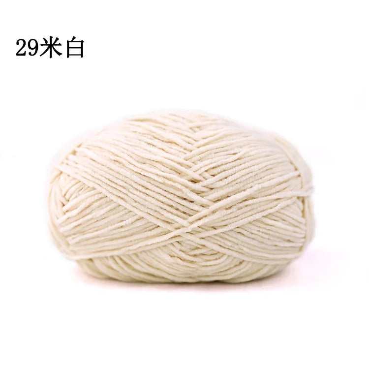 A ball of 29 white matte chenille yarn for knitting and crochet